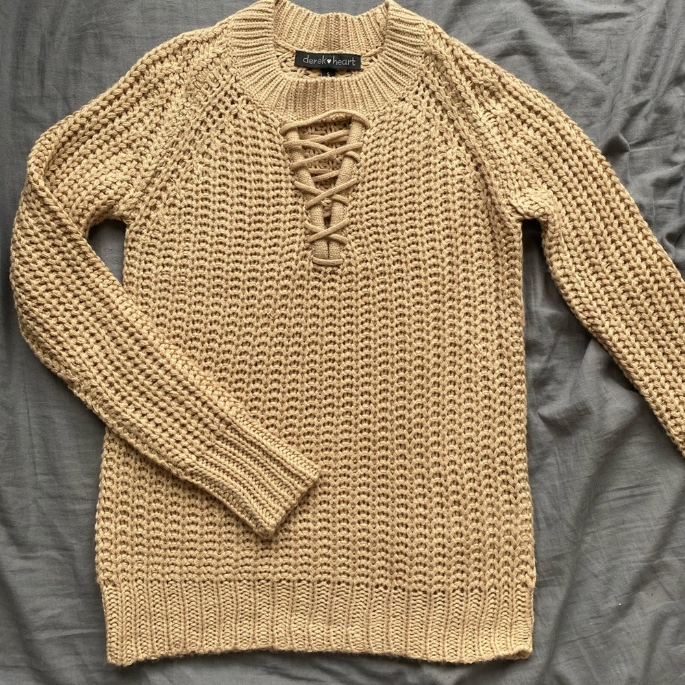 Pull over sweater